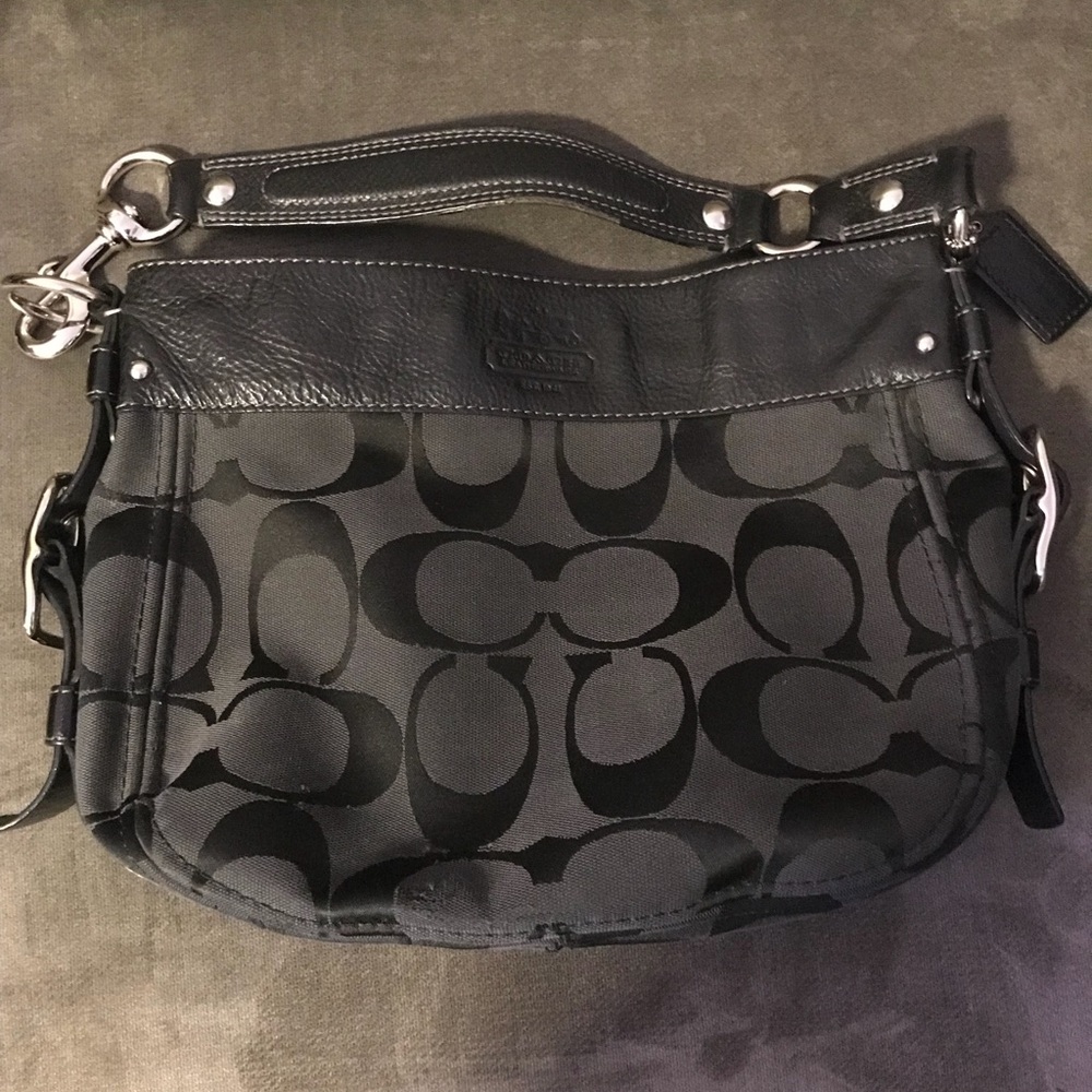 Coach black hobo style F12657
